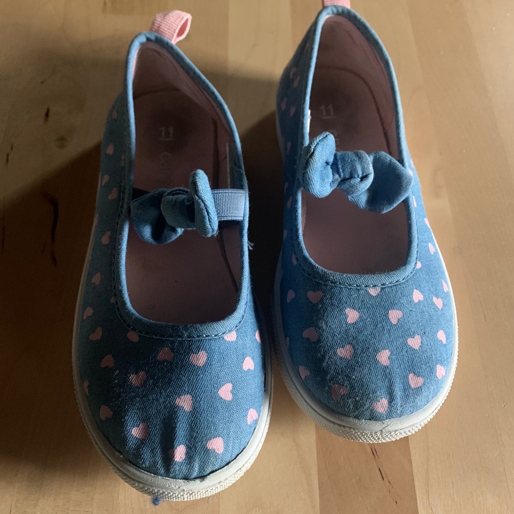 Girls flats